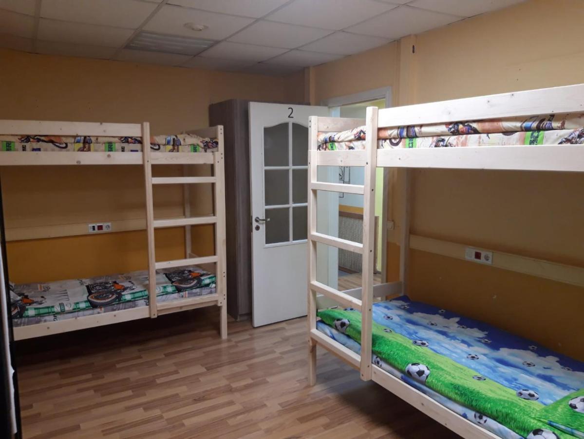 Sunny World Hostel Saint Petersburg Ngoại thất bức ảnh