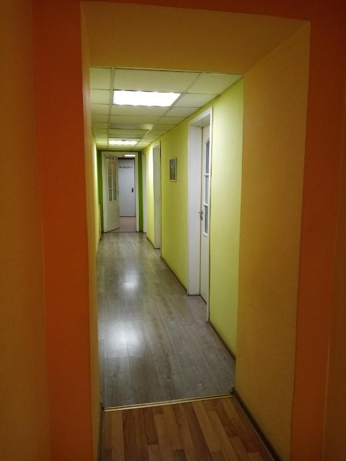 Sunny World Hostel Saint Petersburg Ngoại thất bức ảnh